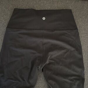 Black lululemon leggings